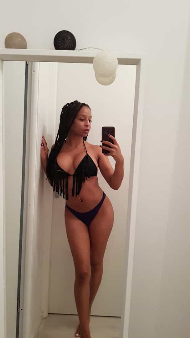 Paris Escort Girl